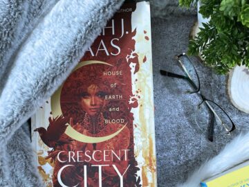 Crescent City by Sarah J Maas