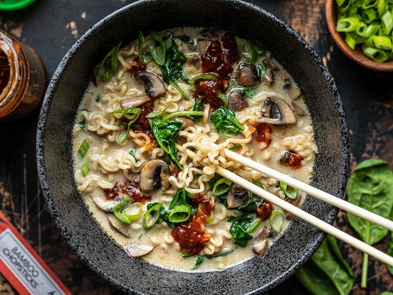 Comfort In 1 Bowl: One pot Dinners that would put even your FAV multi cuisine restaurants to shame. Creamy Mushroom Ramen