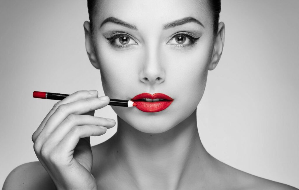 5 Genius Makeup Hacks for That Will Change Every Girl's Life - Lip Color
