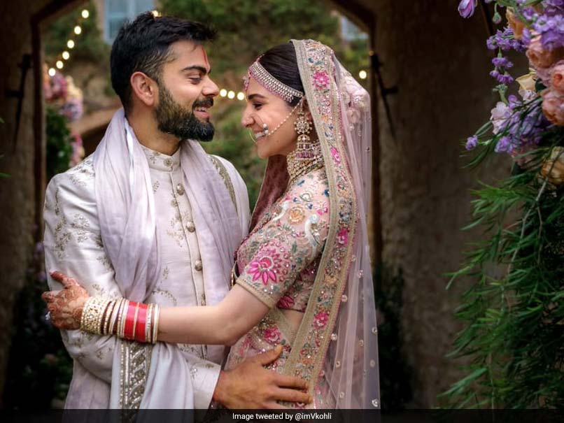 10 Bollywood Weddings: Celebrity Couples that left us Awestruck - Virat Kohli and Anushka Sharma Wedding