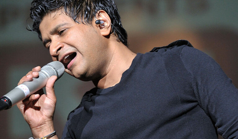 10 Best KK Songs From Bollywood That Shall Rule Our Hearts Forever 10 Best KK Songs From Bollywood That Shall Rule Our Hearts Forever