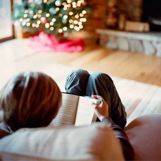 5 Best Holiday Romance Book Recommendations