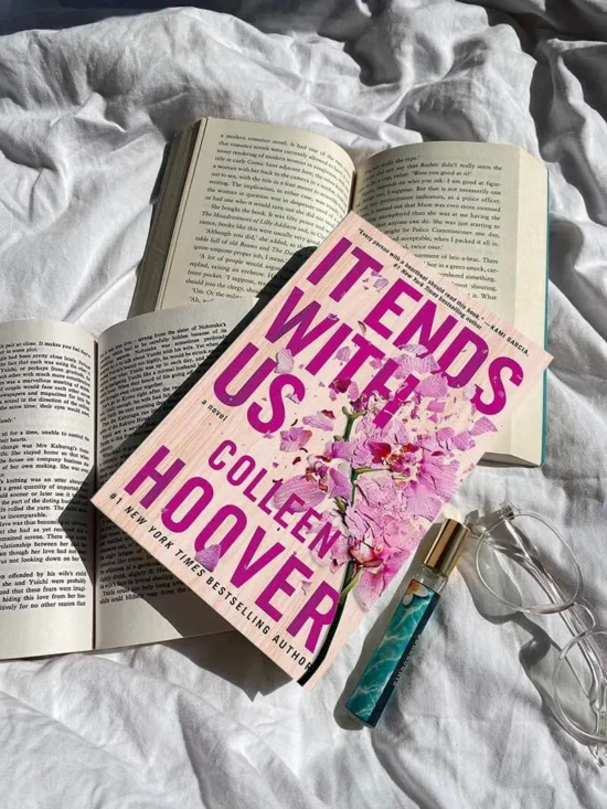 It Ends With Us by Colleen Hoover: A Heartrending and Empowering Tale of Love and Resilience
