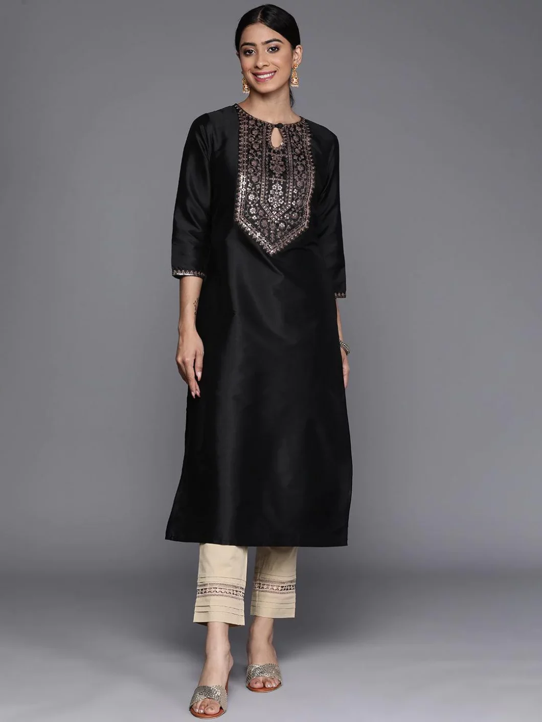 5 Different Black Kurta Styles Which Will Make You Standout in Any Occasion