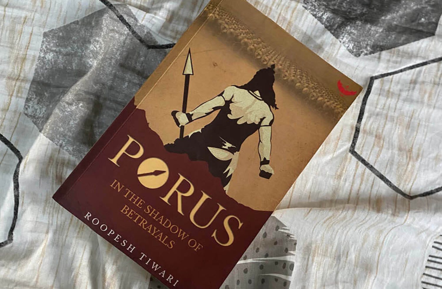 Porus: In the Shadow of Betrayals by Roopesh Tiwari | Book Review